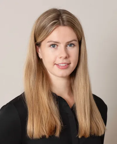 Siobhan Samuel Headshot Proff
