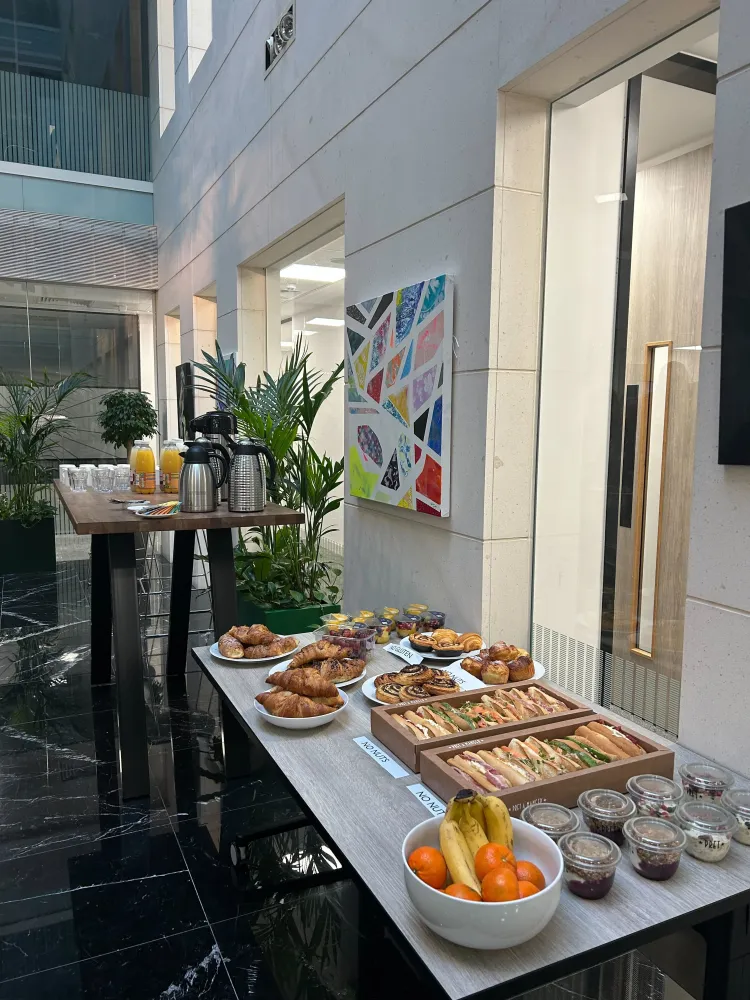 Clerks Breakfast Food